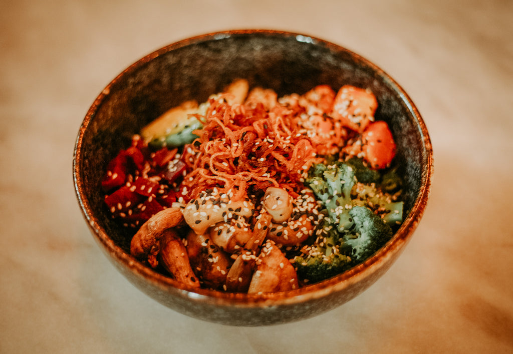 Bowl de Tofu con Maple Sriracha